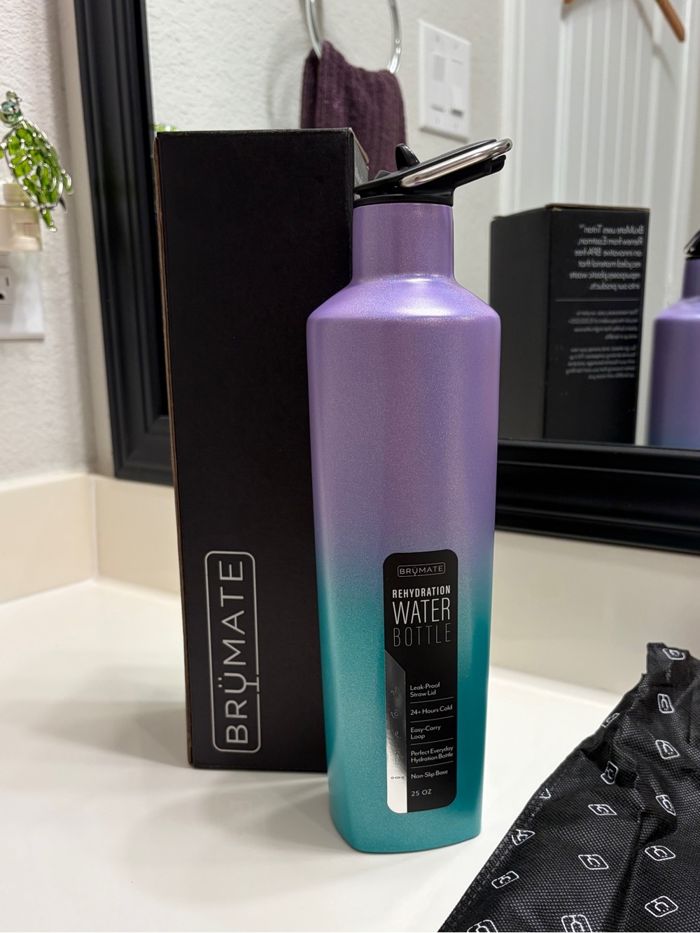 BrüMate Glitter Mermaid 25oz Rehydration Water Bottle - Purple to Teal - NIB